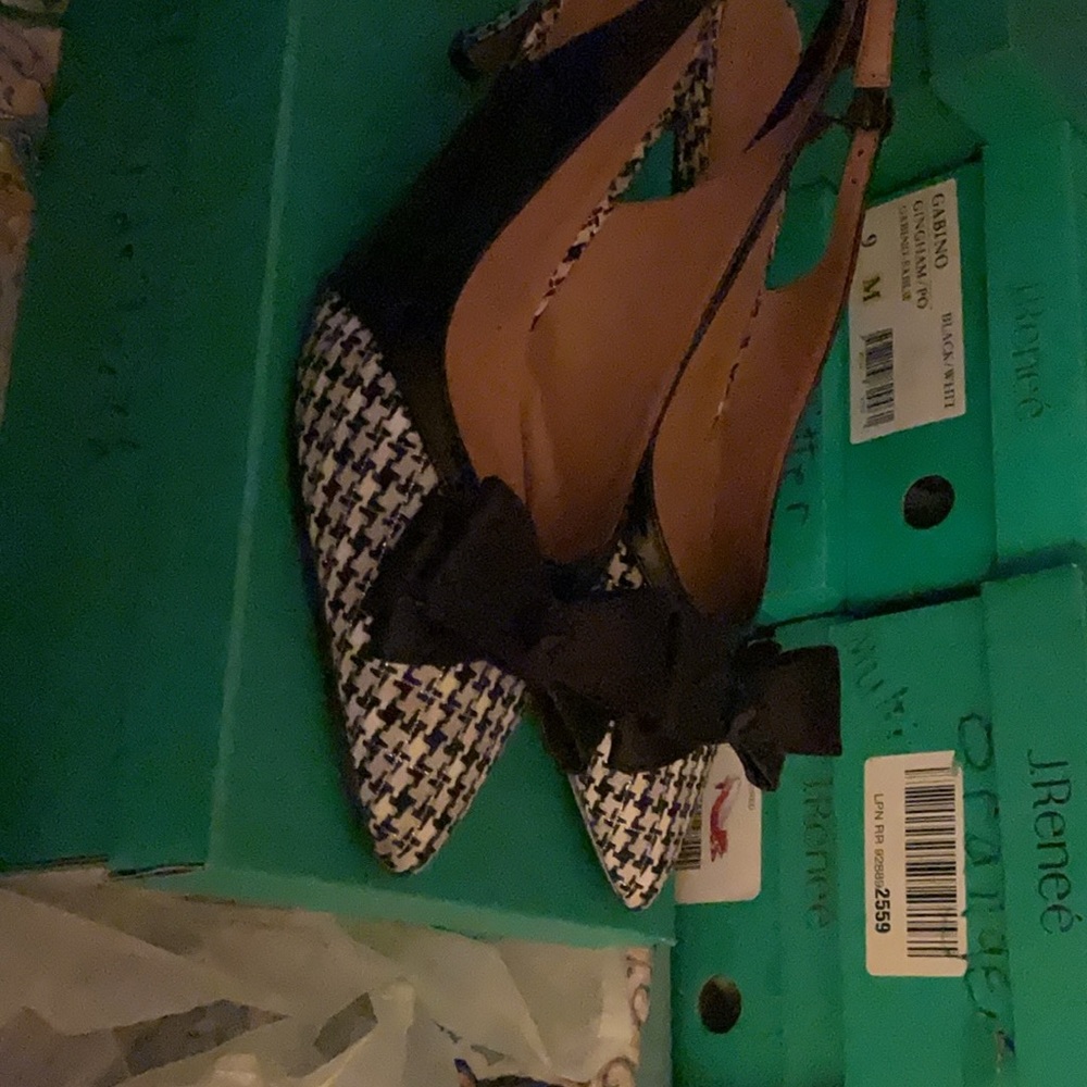 J.renee’ pumps